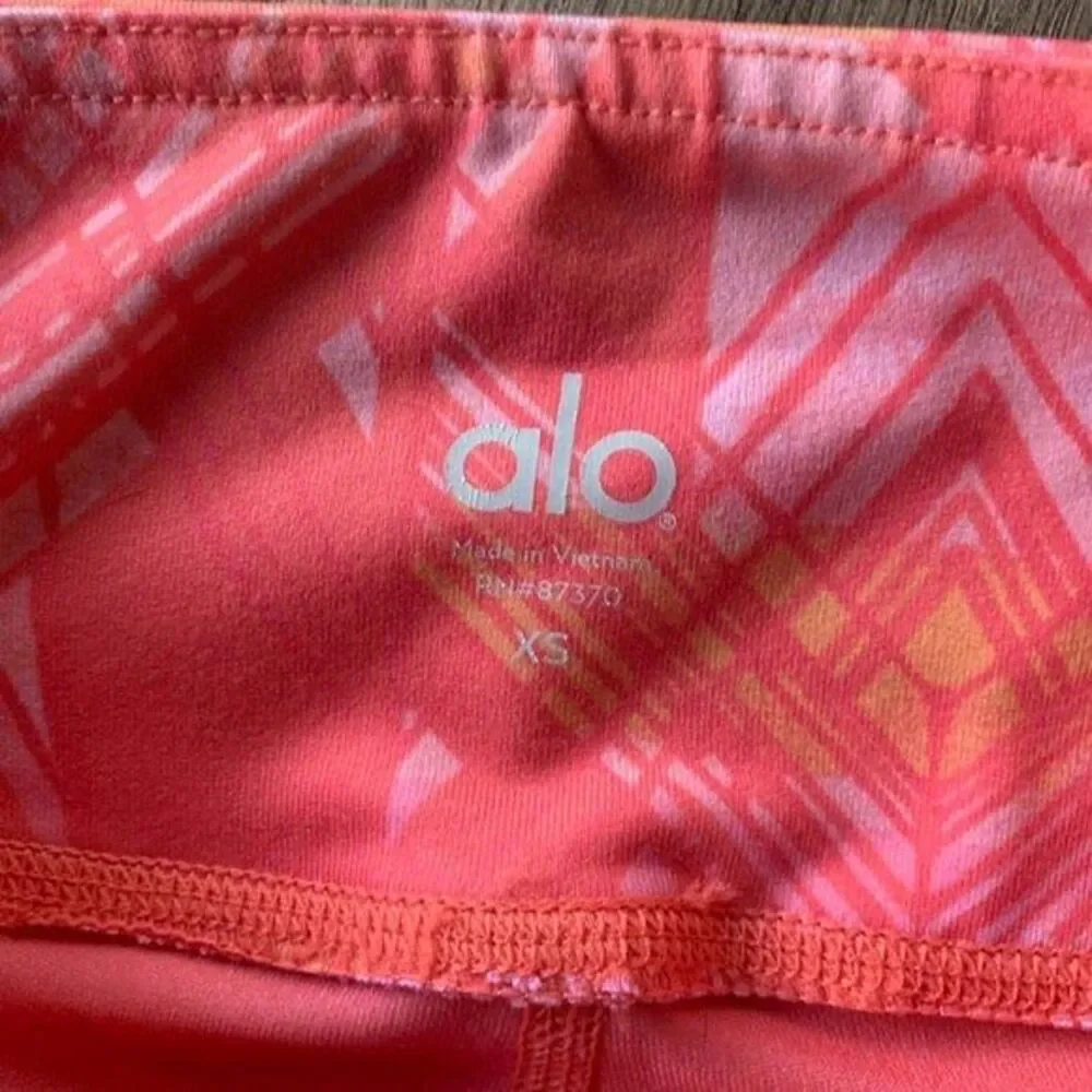 ALO yoga goddess leggings size xs